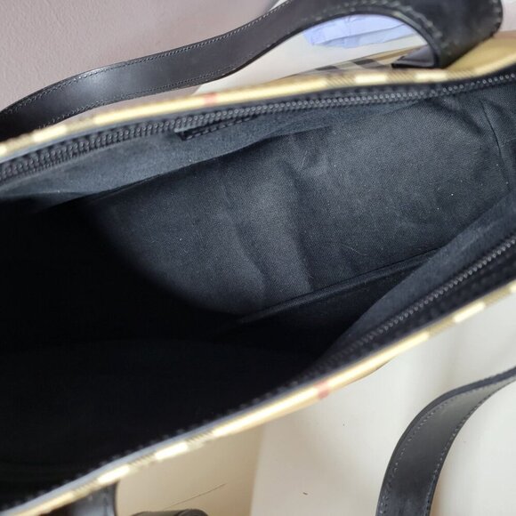 Burberry handbag shoulder bag - Great condition - Picture 10 of 16